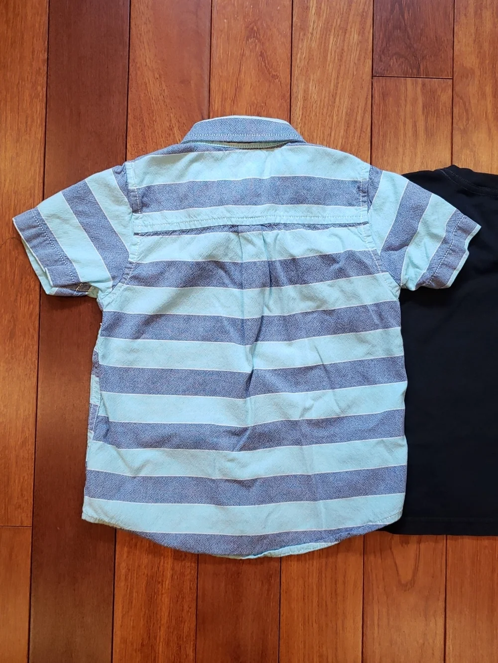 Bundle of Boy's shirts. Sizes XS 4 and 3 years.